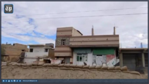 مشفى الشفاء الإيراني في مدينة العشارة بعد تحويله إلى مقر عسكري